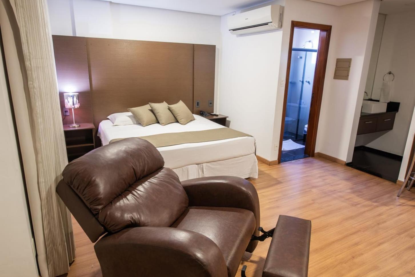 Olavo Bilac Hotel Taubate Exterior photo